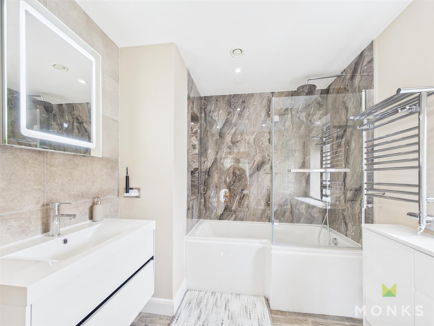 3 Lexington Avenue, Shrewsbury, SY2 6SR SSTC 3 Lexington Avenue, Shrewsbury, SY2 6SR SSTC